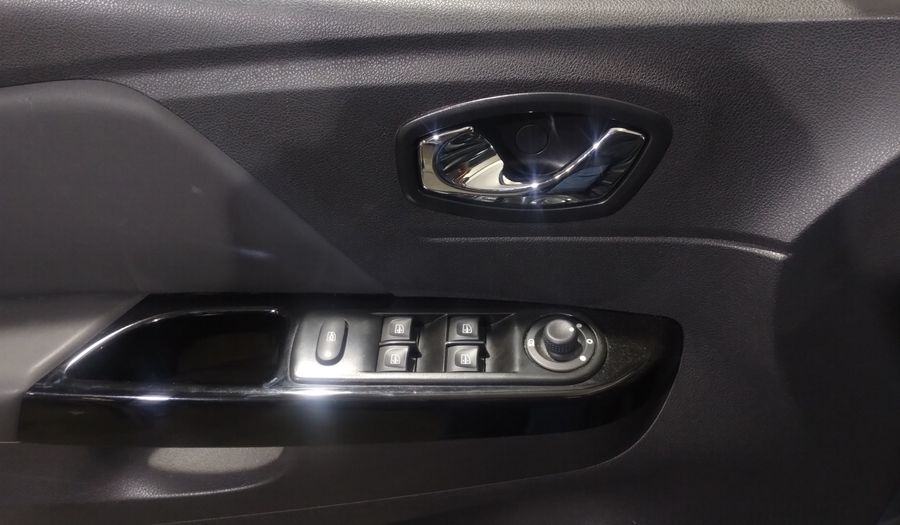 Renault Captur 2.0 ICONIC DEH AUTO Hatchback 2019