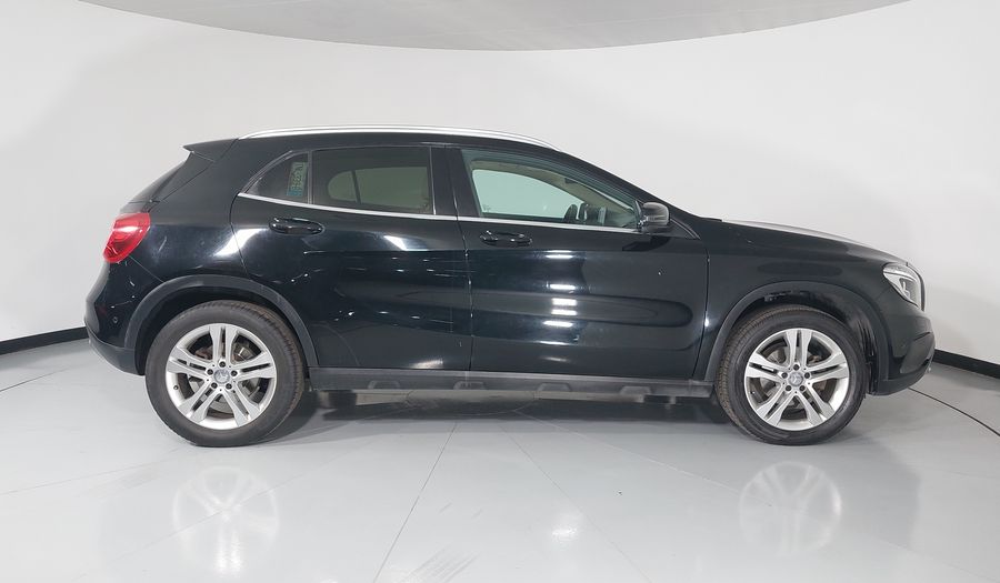Mercedes Benz Clase Gla 1.6 GLA 200 CGI SPORT Suv 2017