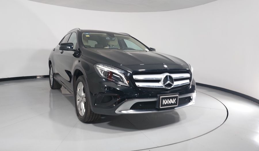 Mercedes Benz Clase Gla 1.6 GLA 200 CGI SPORT Suv 2017
