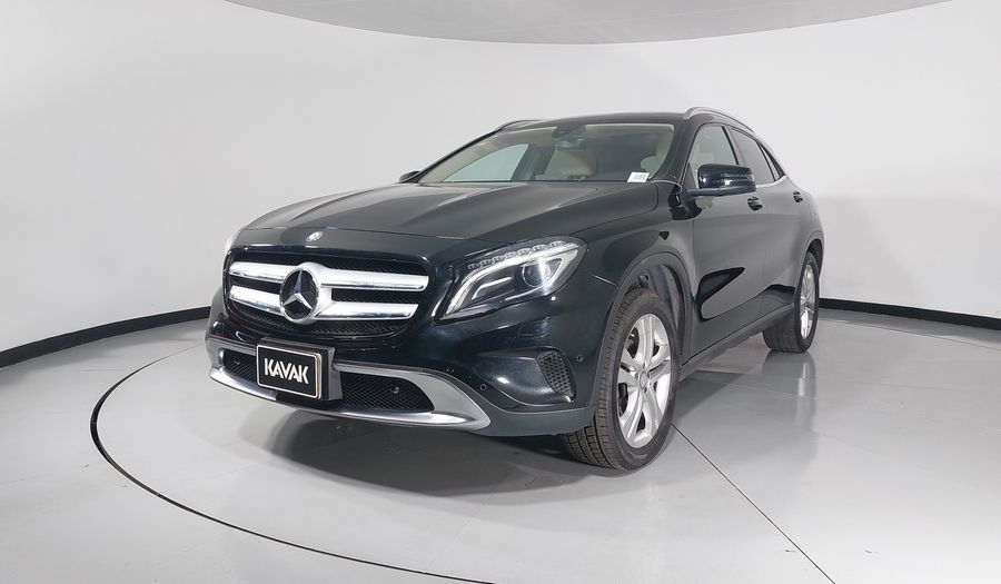 Mercedes Benz Clase Gla 1.6 GLA 200 CGI SPORT Suv 2017