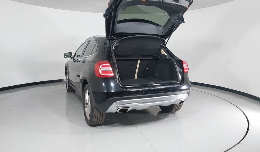 Mercedes Benz Clase Gla 1.6 GLA 200 CGI SPORT Suv 2017