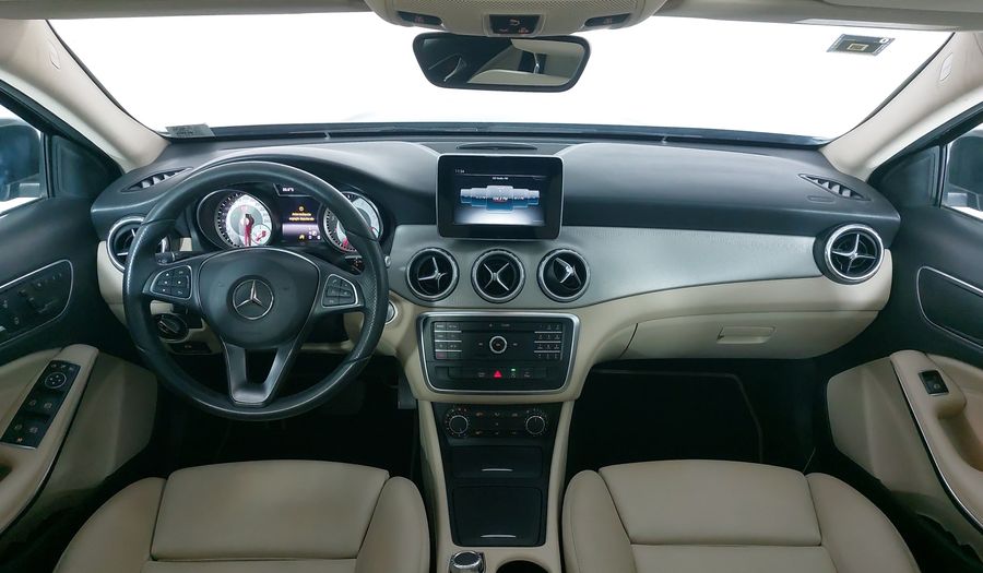 Mercedes Benz Clase Gla 1.6 GLA 200 CGI SPORT Suv 2017