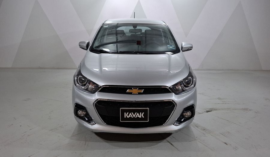Chevrolet Spark 1.4 LTZ C MT Hatchback 2016