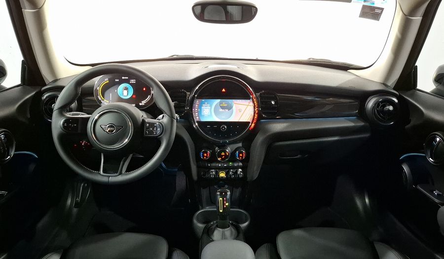 Mini Cooper BEV 33KWH COOPER SE CLASSIC AUTO Hatchback 2024