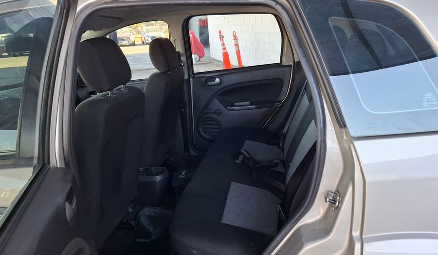 Ford Fiesta 1.6 AMBIENTE PLUS Hatchback 2011