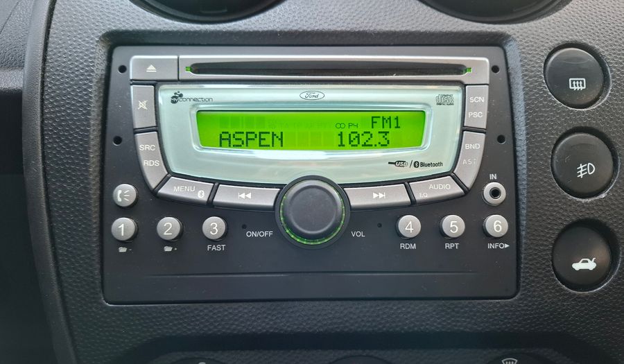 Ford Fiesta 1.6 AMBIENTE PLUS Hatchback 2011