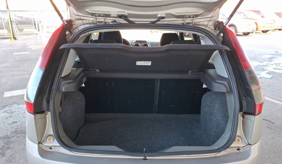 Ford Fiesta 1.6 AMBIENTE PLUS Hatchback 2011