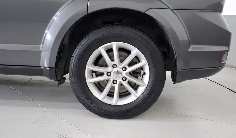 Dodge Journey 2.4 SXT+ 5 PASAJEROS Suv 2014