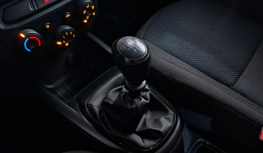 Chevrolet Joy 1.4 LS Hatchback 2017