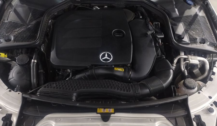 Mercedes Benz Clase C 1.5 MHEV 200 AUTO Sedan 2019