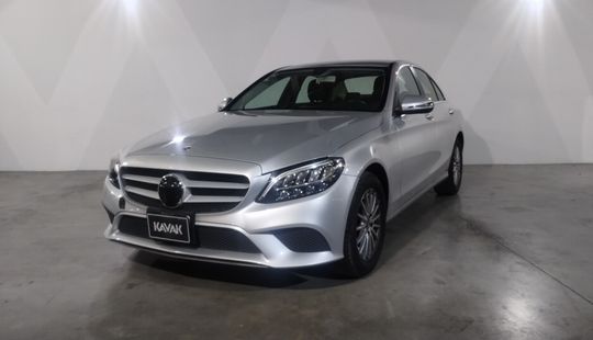 Mercedes Benz • Clase C
