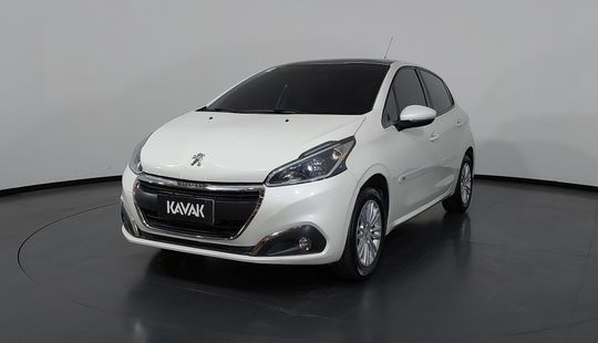 Peugeot • 208