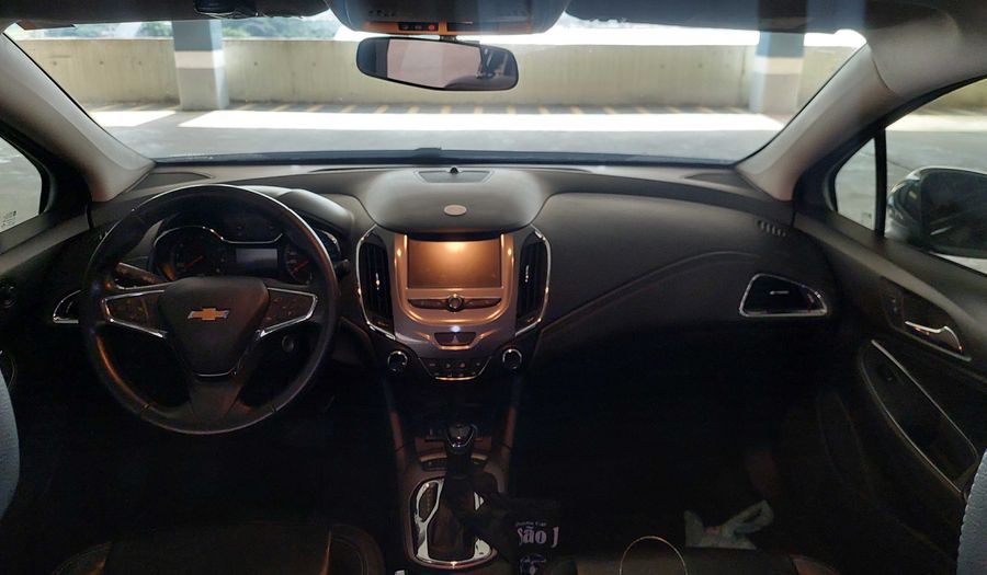 Chevrolet Cruze TURBO LT Sedan 2017