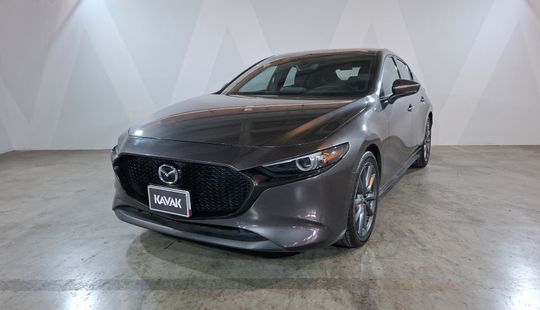 Mazda • Mazda 3