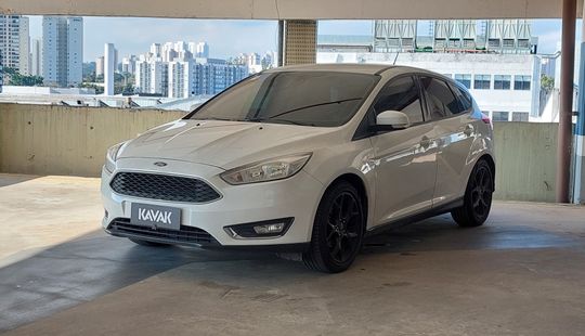 Ford • Focus