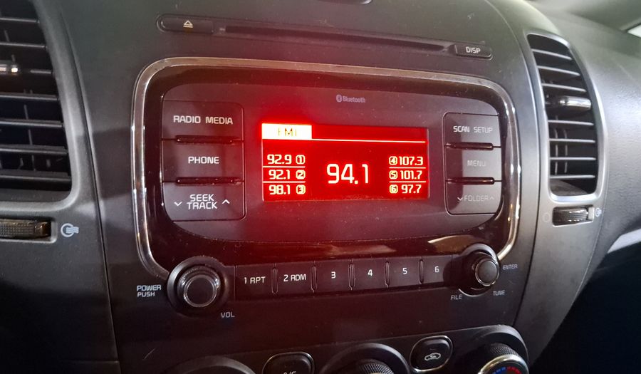 Kia Forte 2.0 L MT Sedan 2017