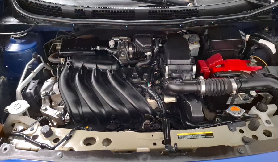 Nissan March 1.6 ADVANCE MT Hatchback 2015