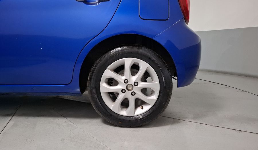 Nissan March 1.6 ADVANCE MT Hatchback 2015
