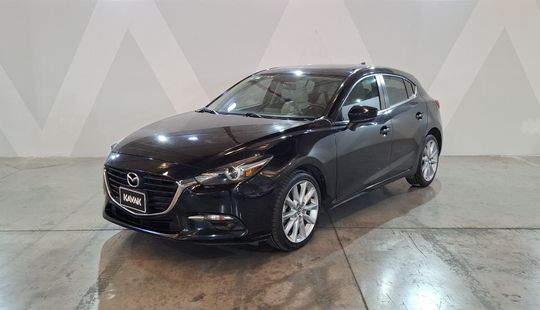 Mazda • Mazda 3