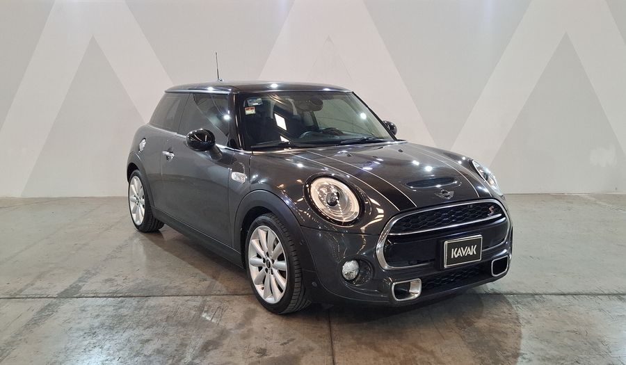 Mini Cooper S 2.0 COOPER CHILI AUTO Hatchback 2018