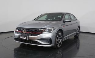 Volkswagen • Jetta