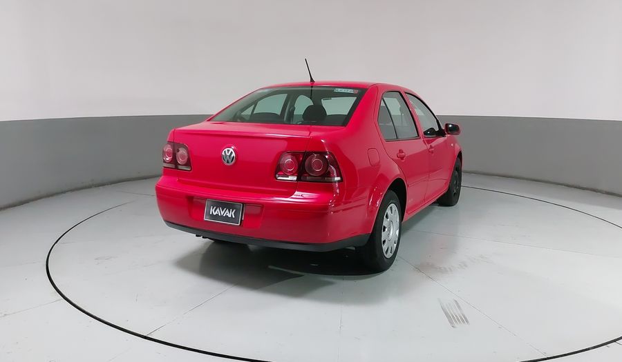 Volkswagen Jetta Clasico 2.0 CL MT Sedan 2013