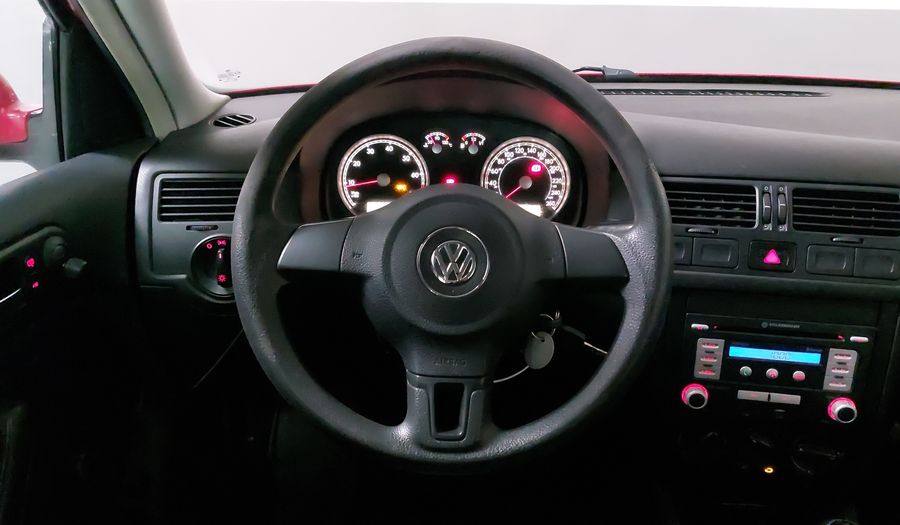 Volkswagen Jetta Clasico 2.0 CL MT Sedan 2013