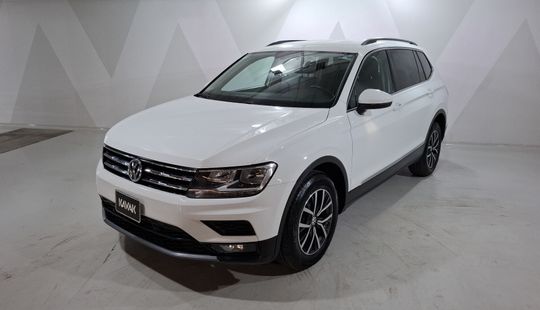 Volkswagen • Tiguan