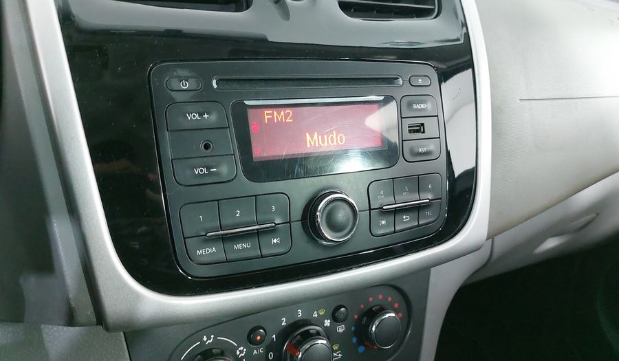 Renault Logan 1.6 EXPRESSION MT Sedan 2015