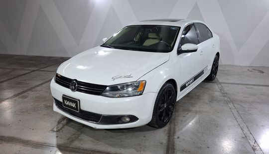 Volkswagen • Jetta