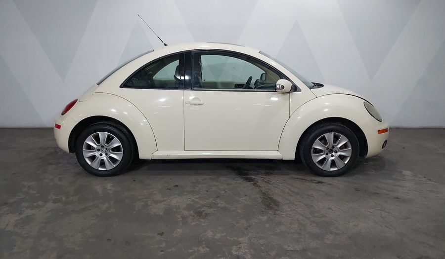 Volkswagen Beetle 2.0L GLS QUEMACOCOS MT Hatchback 2010