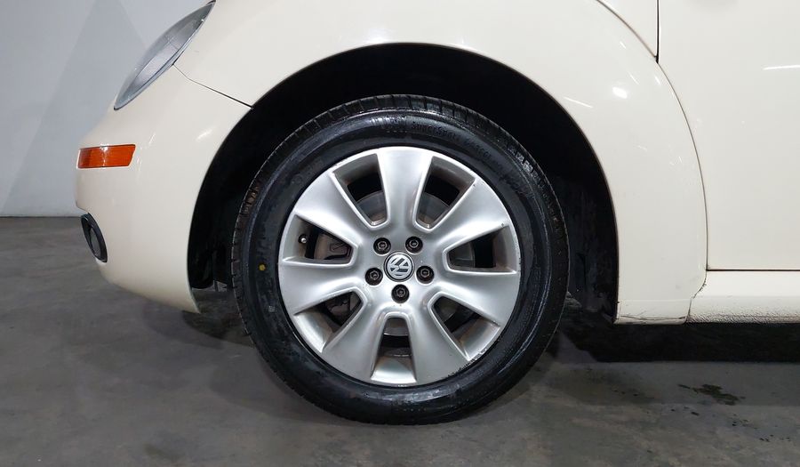 Volkswagen Beetle 2.0L GLS QUEMACOCOS MT Hatchback 2010