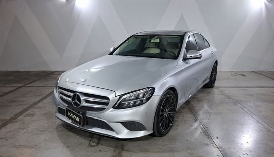 Mercedes Benz • Clase C