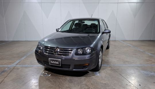 Volkswagen • Jetta Clasico