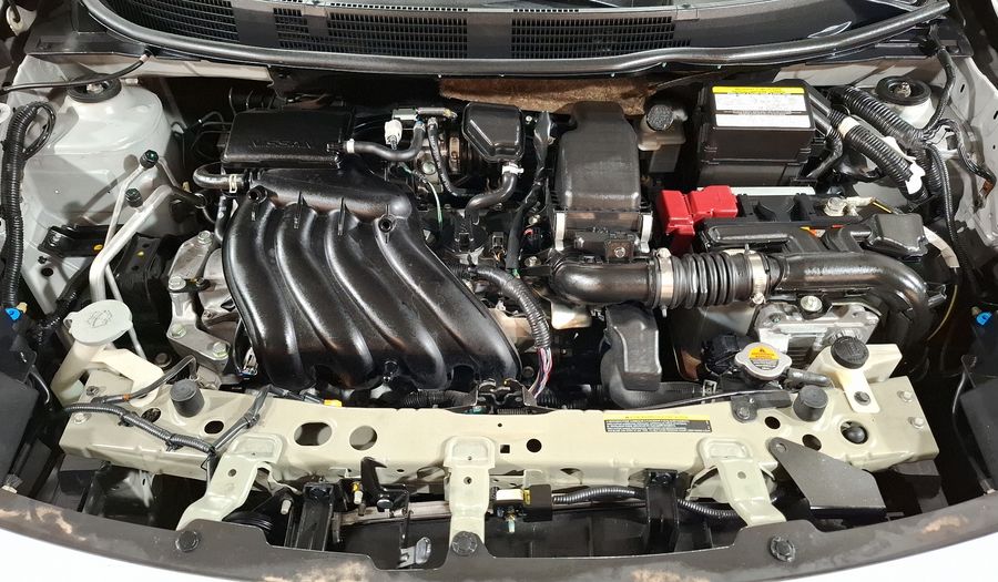 Nissan Versa 1.6 SENSE TA AC Sedan 2013