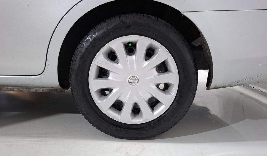 Nissan Versa 1.6 SENSE TA AC Sedan 2013