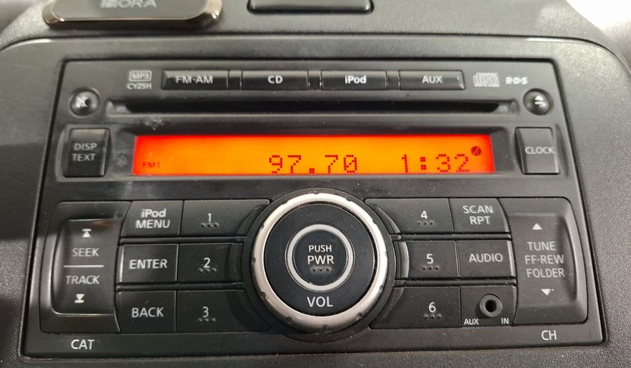 Nissan Versa 1.6 SENSE TA AC Sedan 2013