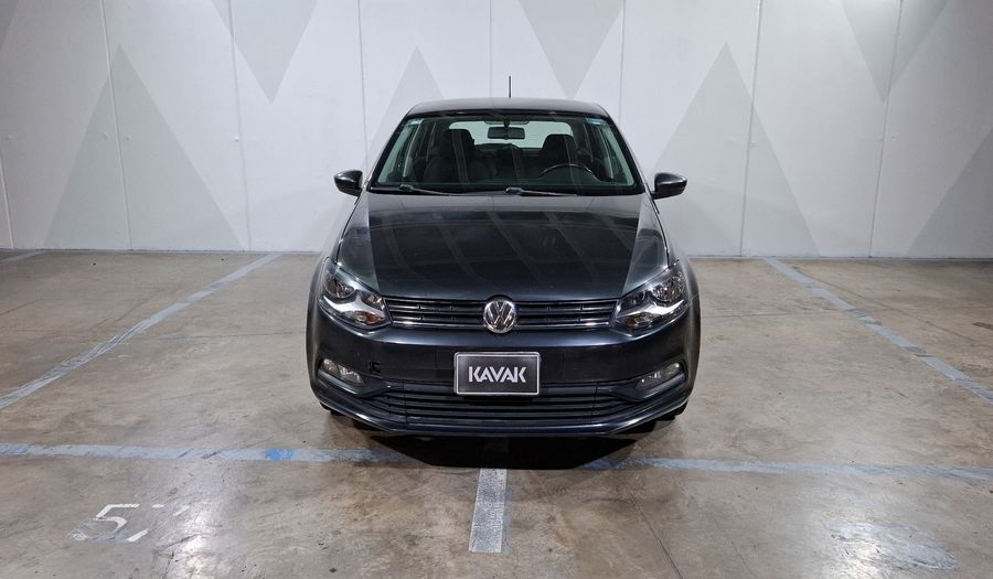 Volkswagen Polo 1.6 STARTLINE AUTO Hatchback 2020