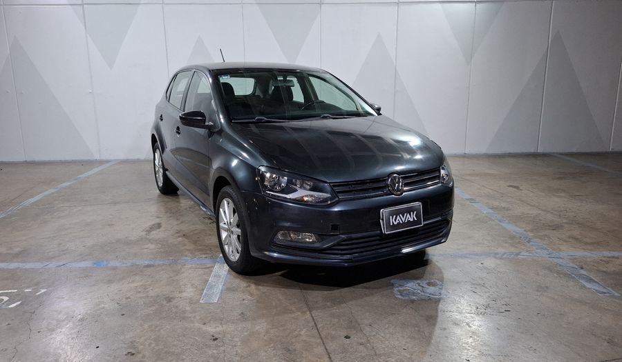 Volkswagen Polo 1.6 STARTLINE AUTO Hatchback 2020