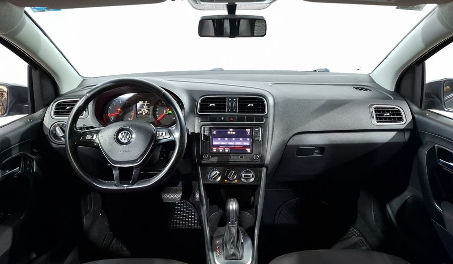 Volkswagen Polo 1.6 STARTLINE AUTO Hatchback 2020