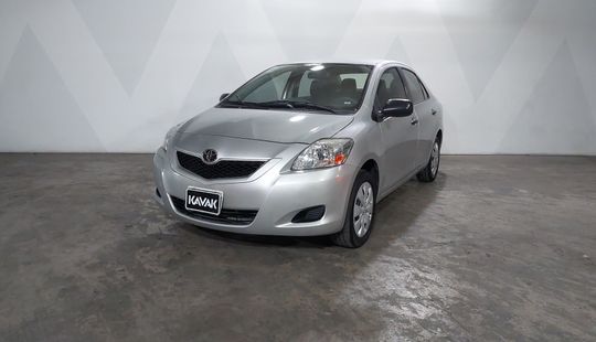 Toyota • Yaris