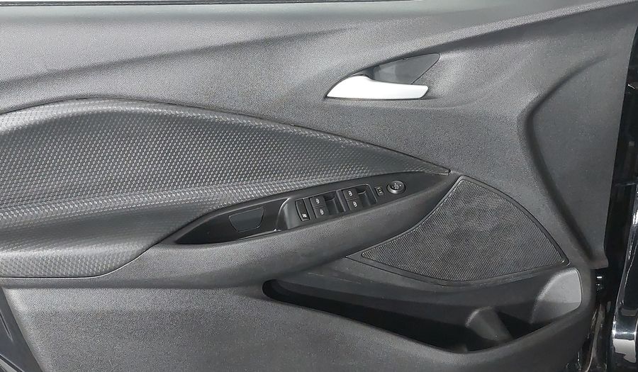 Chevrolet Onix LT Hatchback 2023