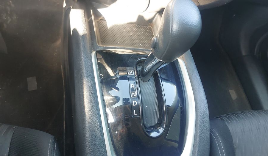 Nissan X-trail 2.5 CVT SENSE Suv 2019