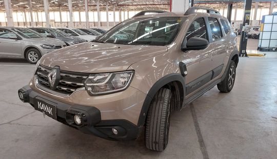 Renault • Duster