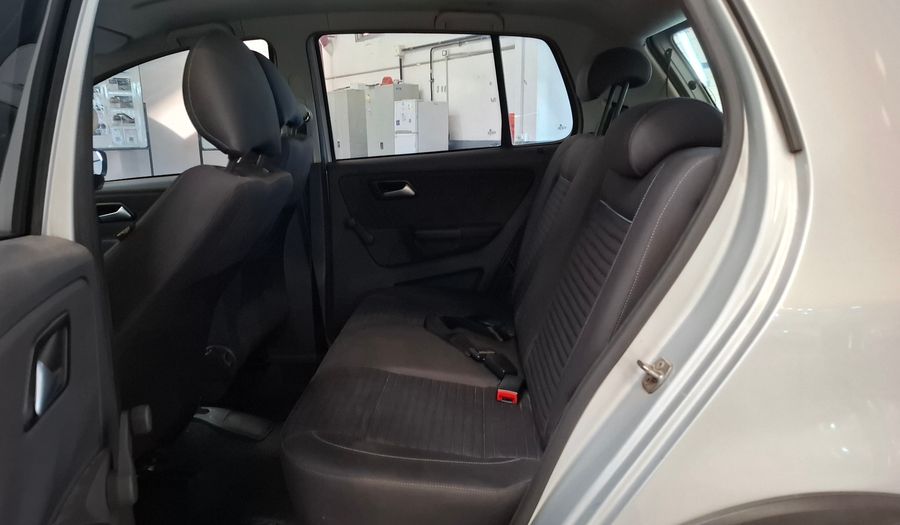 Volkswagen Crossfox 1.6 CROSSFOX COMFORTLINE Hatchback 2012