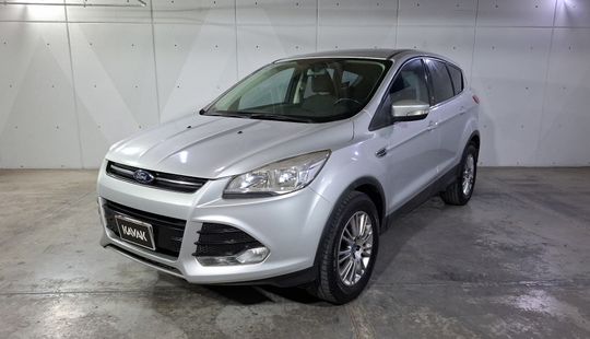 Ford • Escape