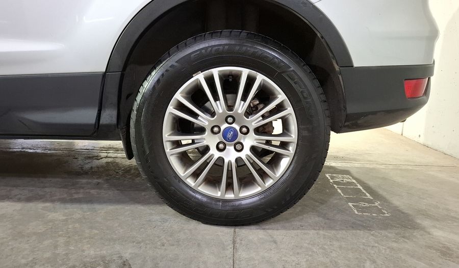Ford Escape 2.5 S I4 AT Suv 2015