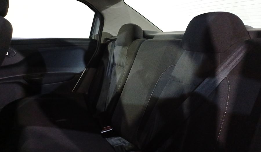 Peugeot 301 1.6 ALLURE TIPTRONIC Sedan 2015