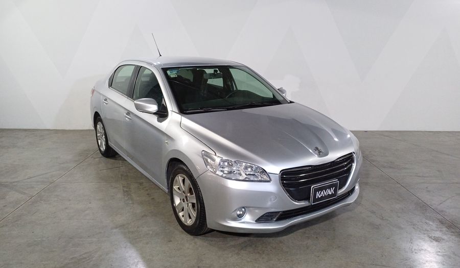 Peugeot 301 1.6 ALLURE TIPTRONIC Sedan 2015