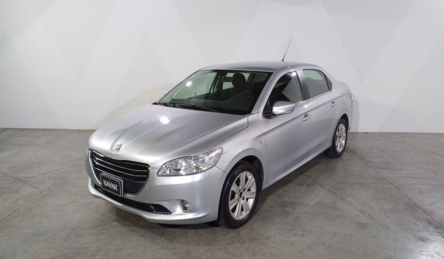 Peugeot 301 1.6 ALLURE TIPTRONIC Sedan 2015